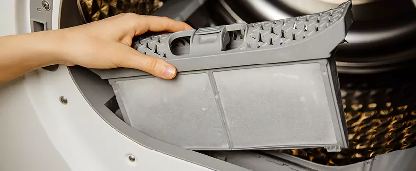 Signs Of A Clogged Dryer Lint Trap in Roseville, California